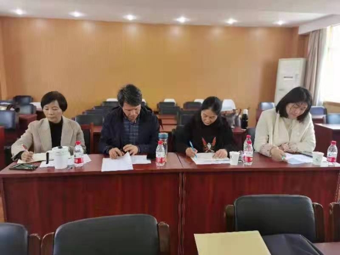 本次活动由陈红霞,孙钰红,丰衍生,汪和庆四位区小学数学教研员全程