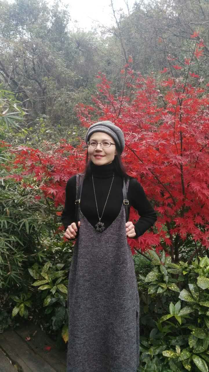 李海燕.jpg
